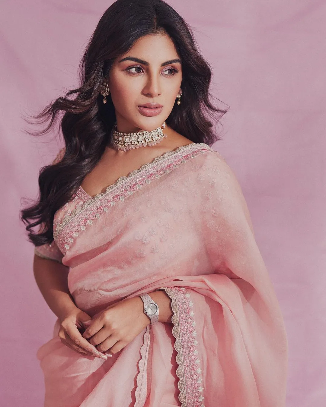 MALAYALAM GIRL SAMYUKTHA MENON IMAGES IN PINK SAREE 6